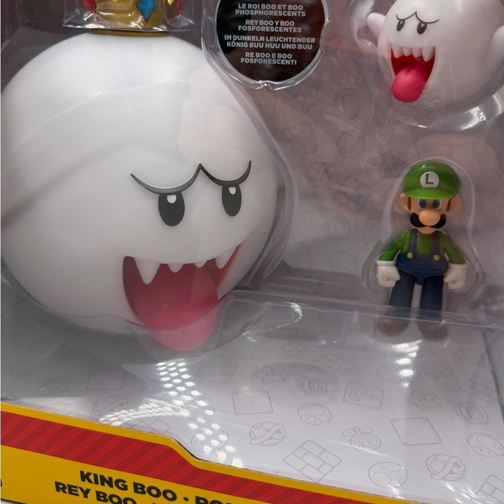 Nintendo King Boo Figure with Luigi Accessory - White & Gold - Picture 2 of 4